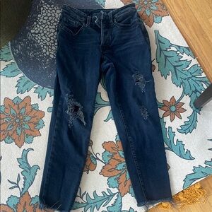 Old Navy Dark Blue Distressed high rise jeans - 0P